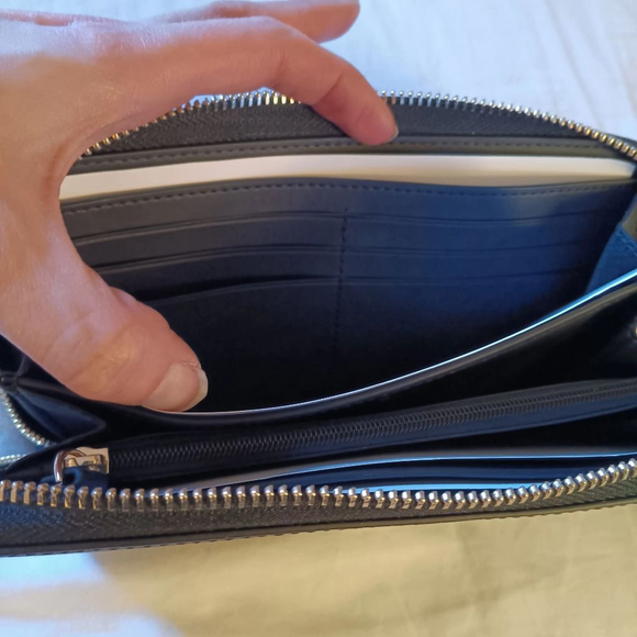 NWT Kate Spade New York Laurel Way Neda Large Wallet - Picture 7 of 8